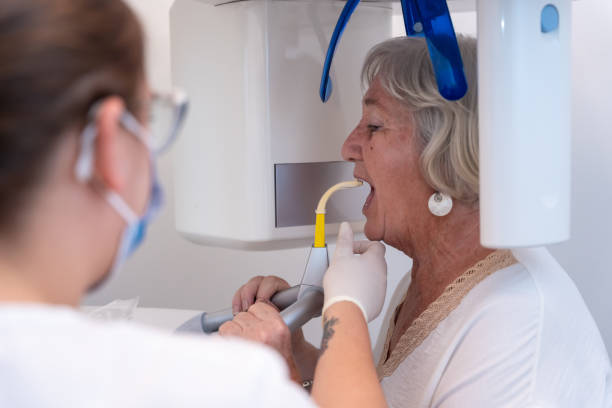 Best Broken or Cracked Tooth Emergency Dentist in Orchards, WA